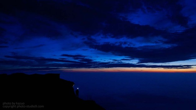 富士山夜明け