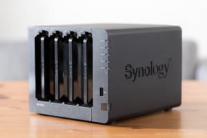 SynologyNAS DS416play