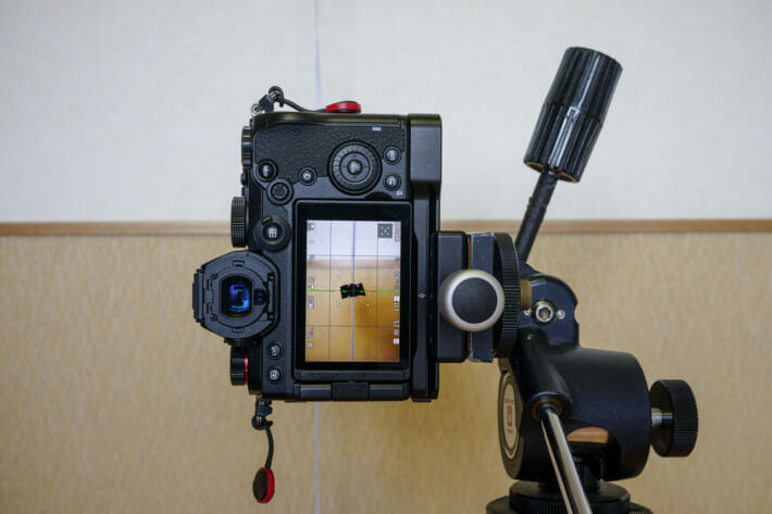 カメラの水準器チェック方法
